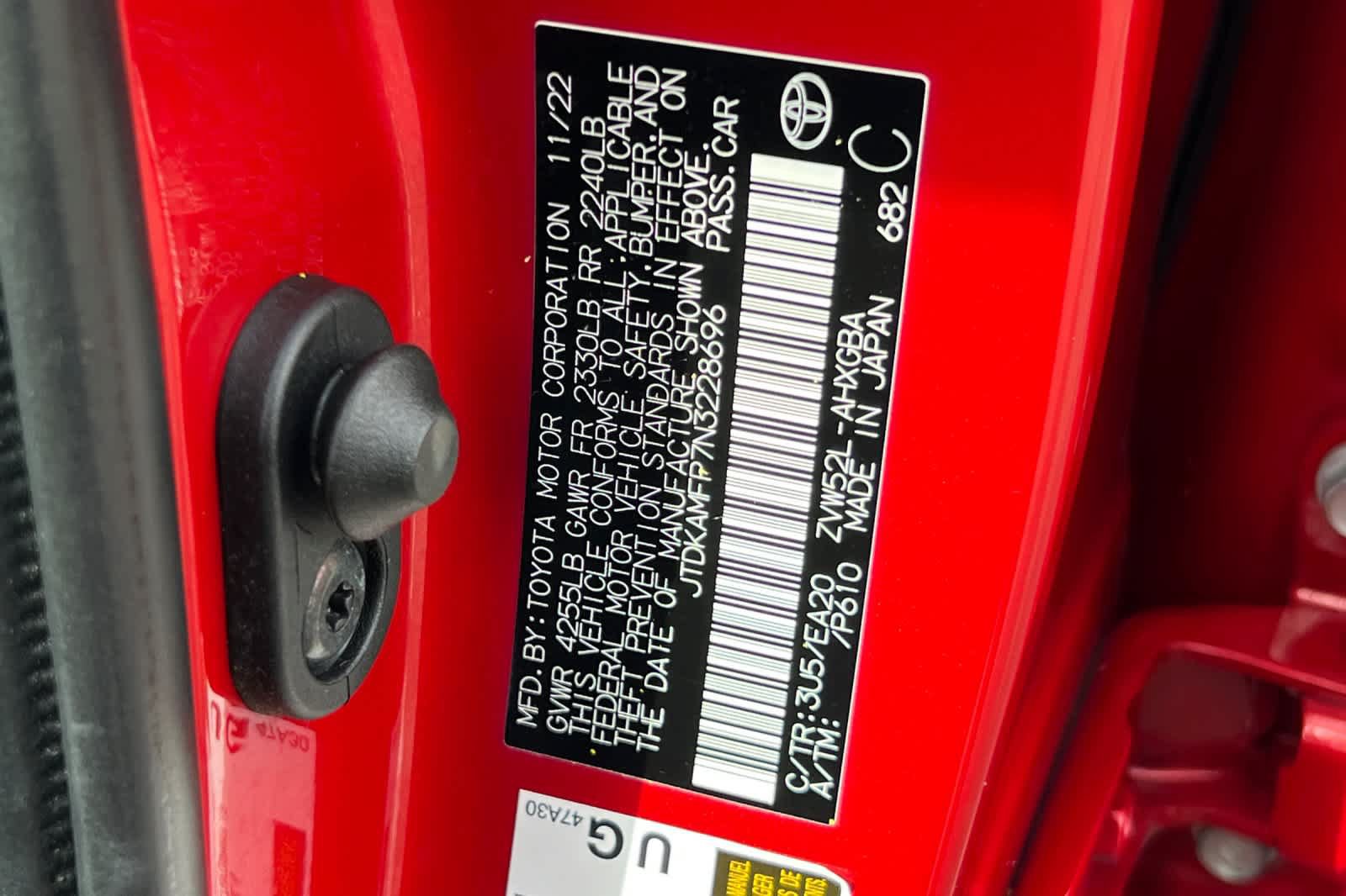 Certified 2022 Toyota Prius Prime Limited FWD image 34