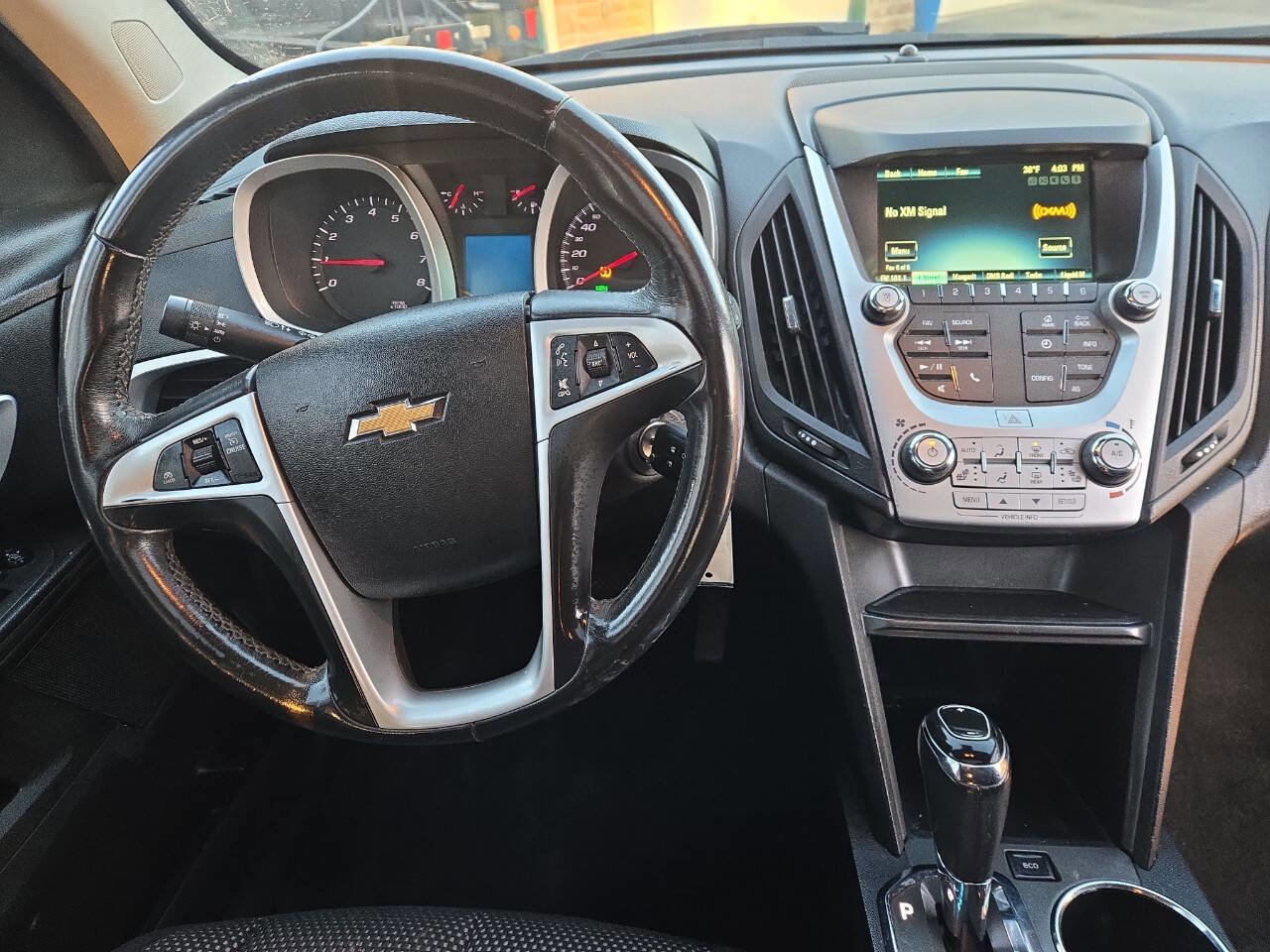 Used 2017 Chevrolet Equinox LT w/ Convenience Package image 28
