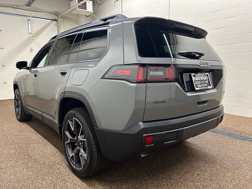 New 2026 Jeep Cherokee Overland w/ Advanced Pro Tech Group AWD/4WD image 4