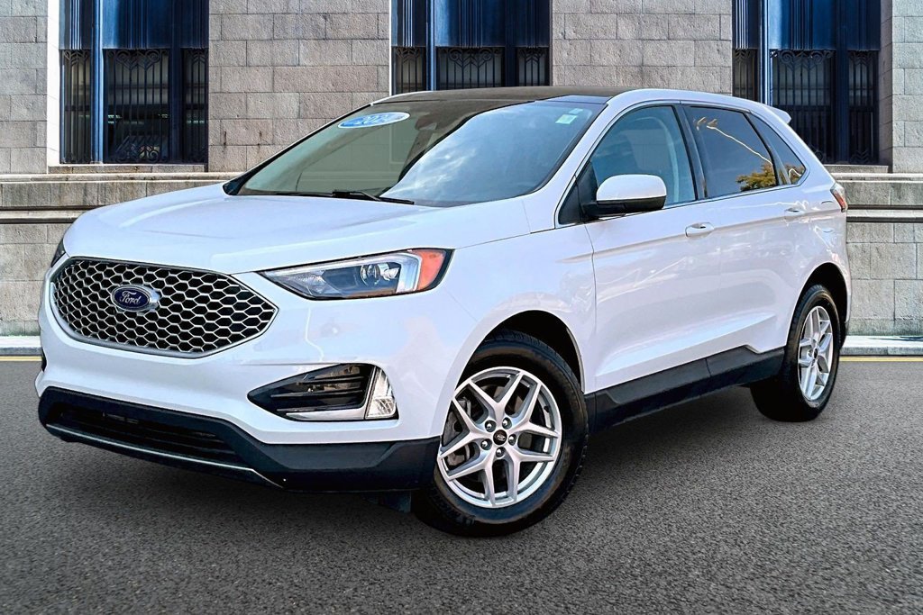 Certified 2024 Ford Edge SEL w/ Convenience Package AWD/4WD image 2