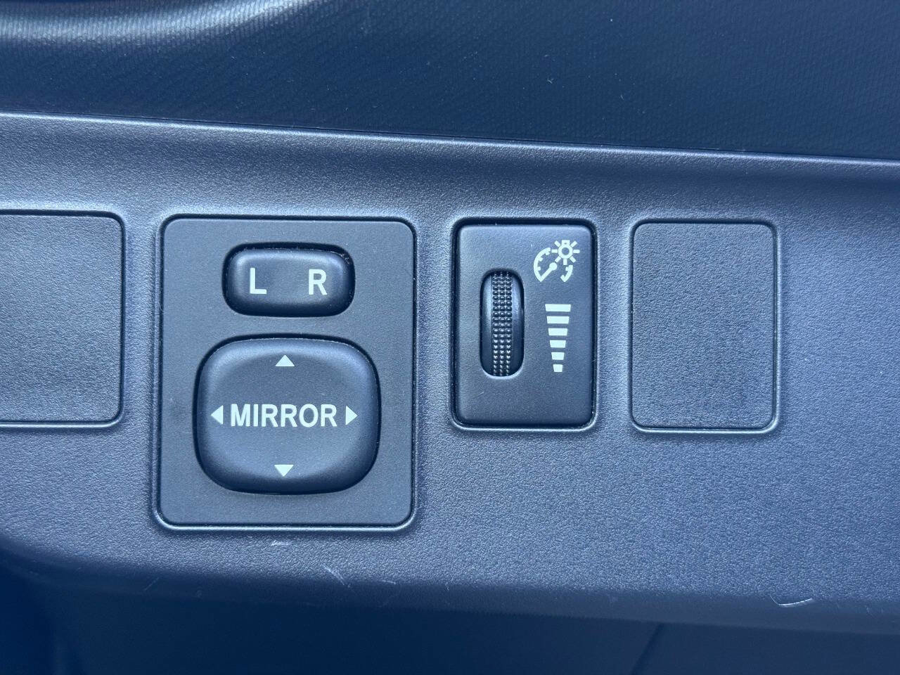 Used 2012 Toyota Prius C Three FWD image 27