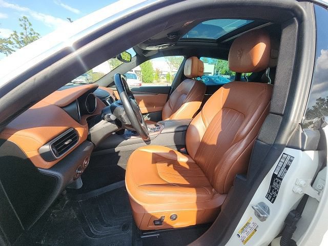 Used 2017 Maserati Levante AWD/4WD image 25