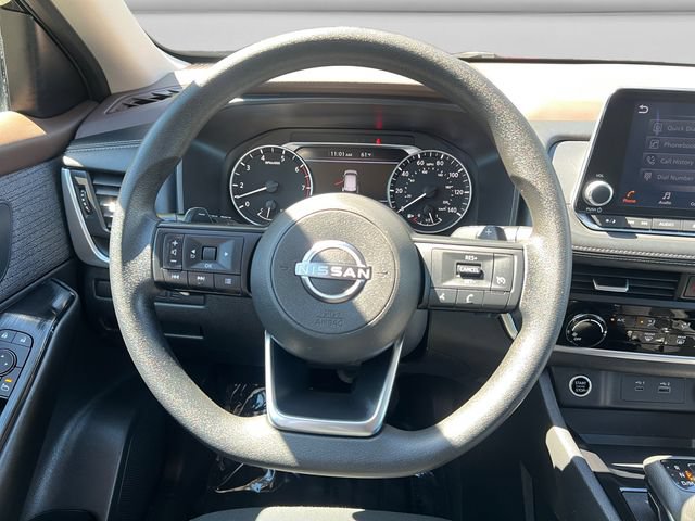 Used 2023 Nissan Rogue S FWD image 13