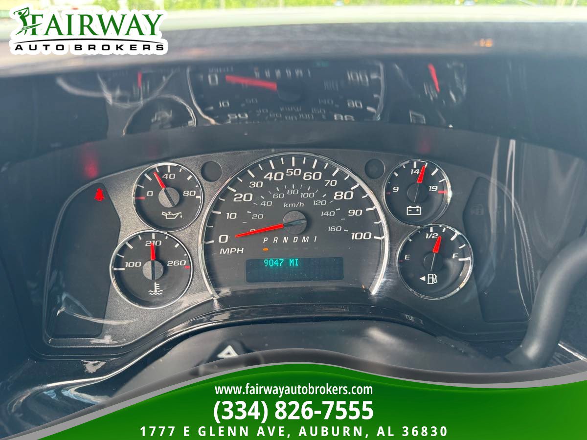 Used 2017 GMC Savana 2500 RWD image 21