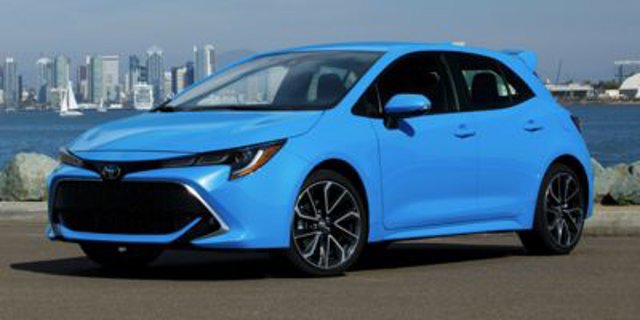 Used 2021 Toyota Corolla SE FWD image 2