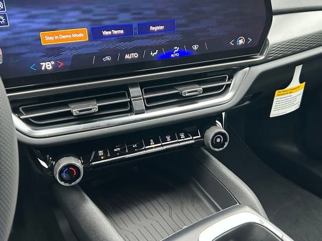 New 2026 Chevrolet Equinox EV LT image 28