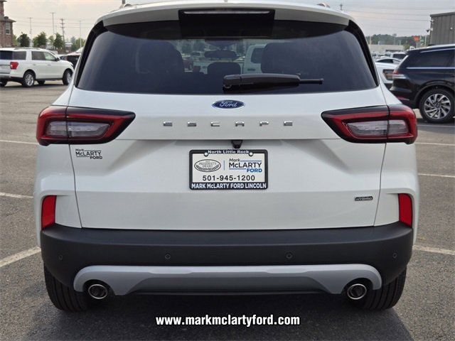 New 2025 Ford Escape SE image 10