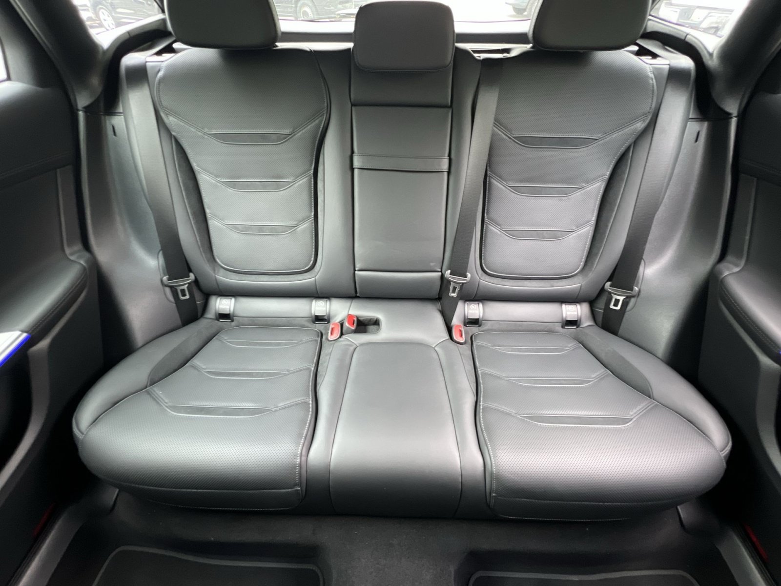 New 2025 Mercedes-Benz GLC 63 AMG S image 15