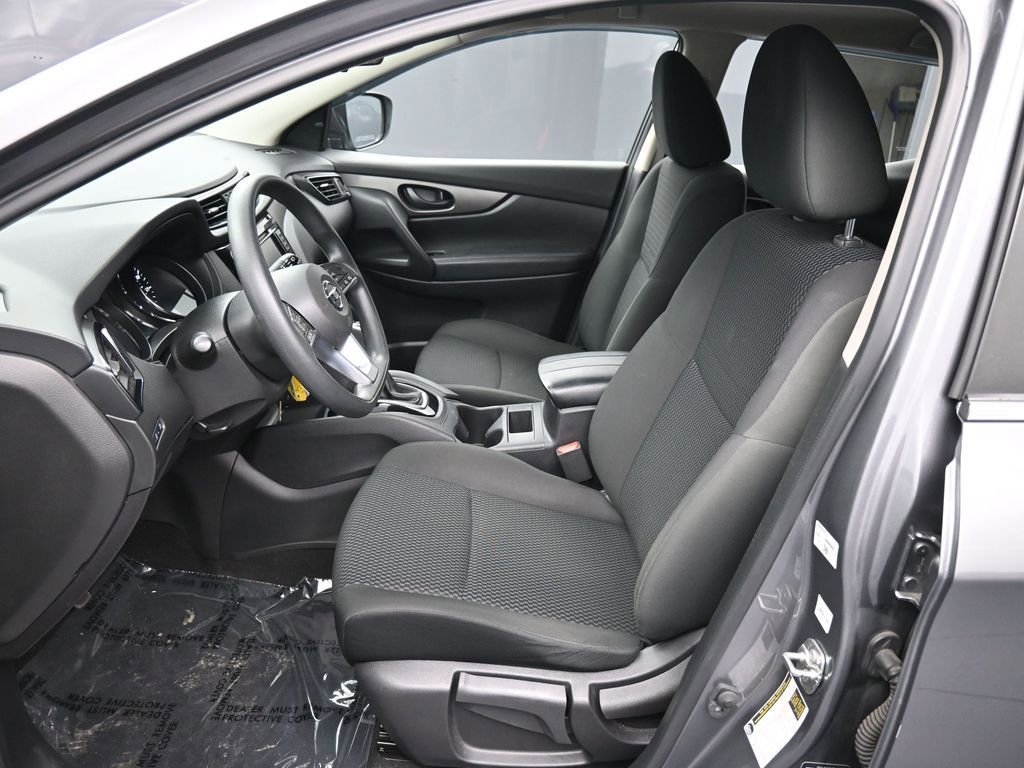 Used 2019 Nissan Rogue Sport S w/ Appearance Package FWD image 18