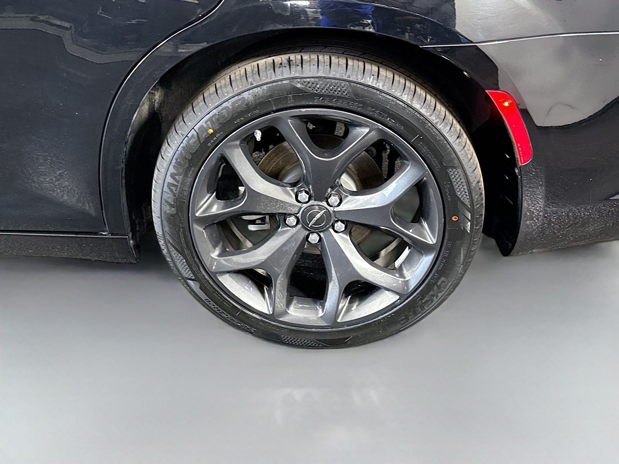 Used 2023 Chrysler 300 Touring w/ Safetytec Plus Group RWD image 37