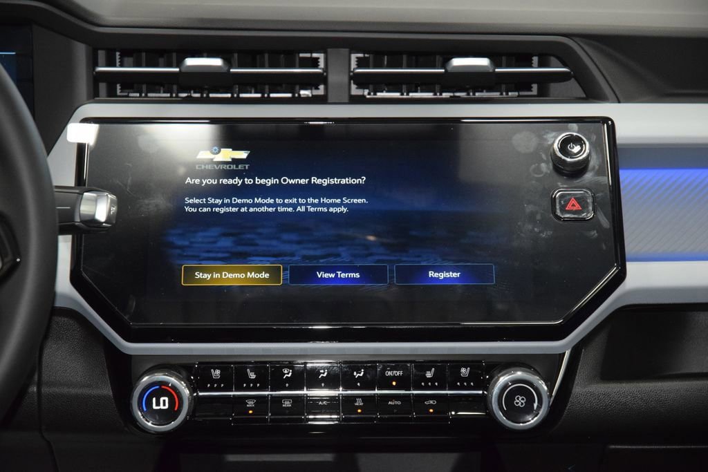 New 2027 Chevrolet Bolt RS w/ Technology Package FWD image 31