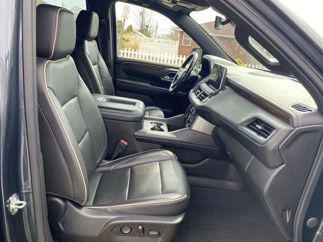 Used 2021 Chevrolet Suburban Premier image 24