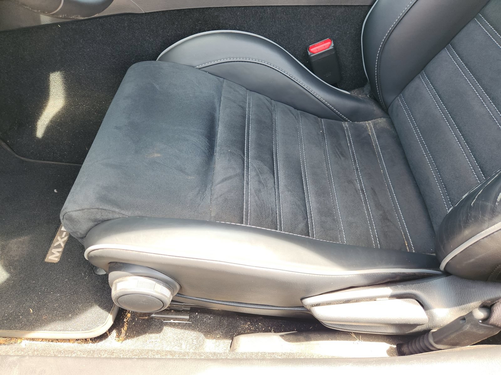 Used 2023 MAZDA MX-5 Miata Club w/ Brembo/BBS Recaro Package RWD image 28