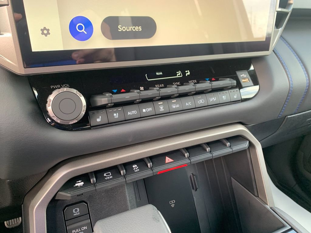 New 2026 Toyota Sequoia Platinum AWD/4WD image 23