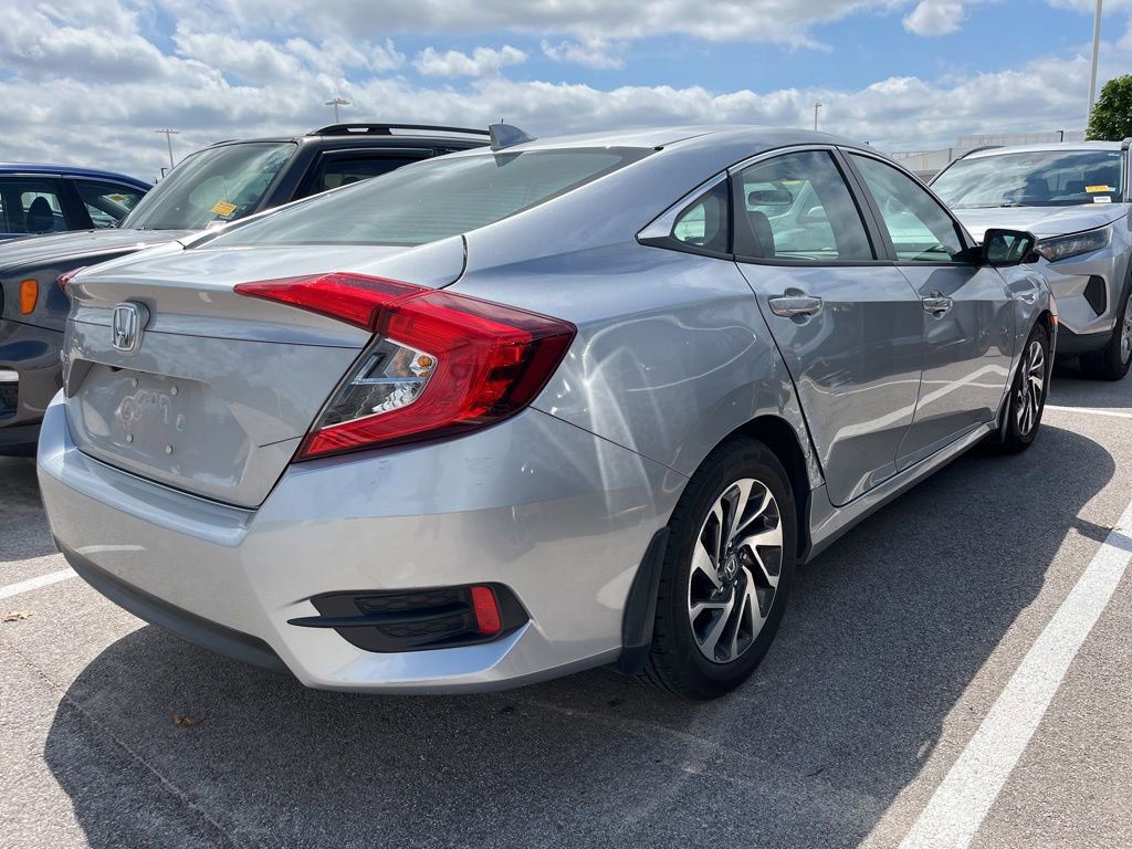 Used 2018 Honda Civic EX image 3