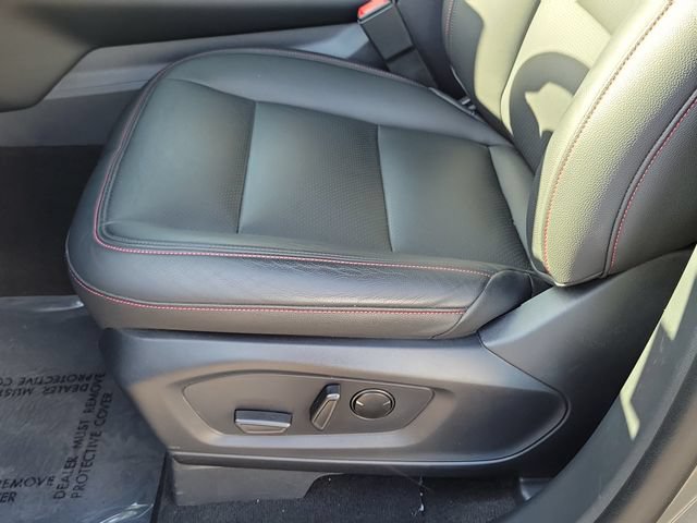 Used 2026 Ford Explorer ST-Line w/ ST-Line Street Pack RWD image 14