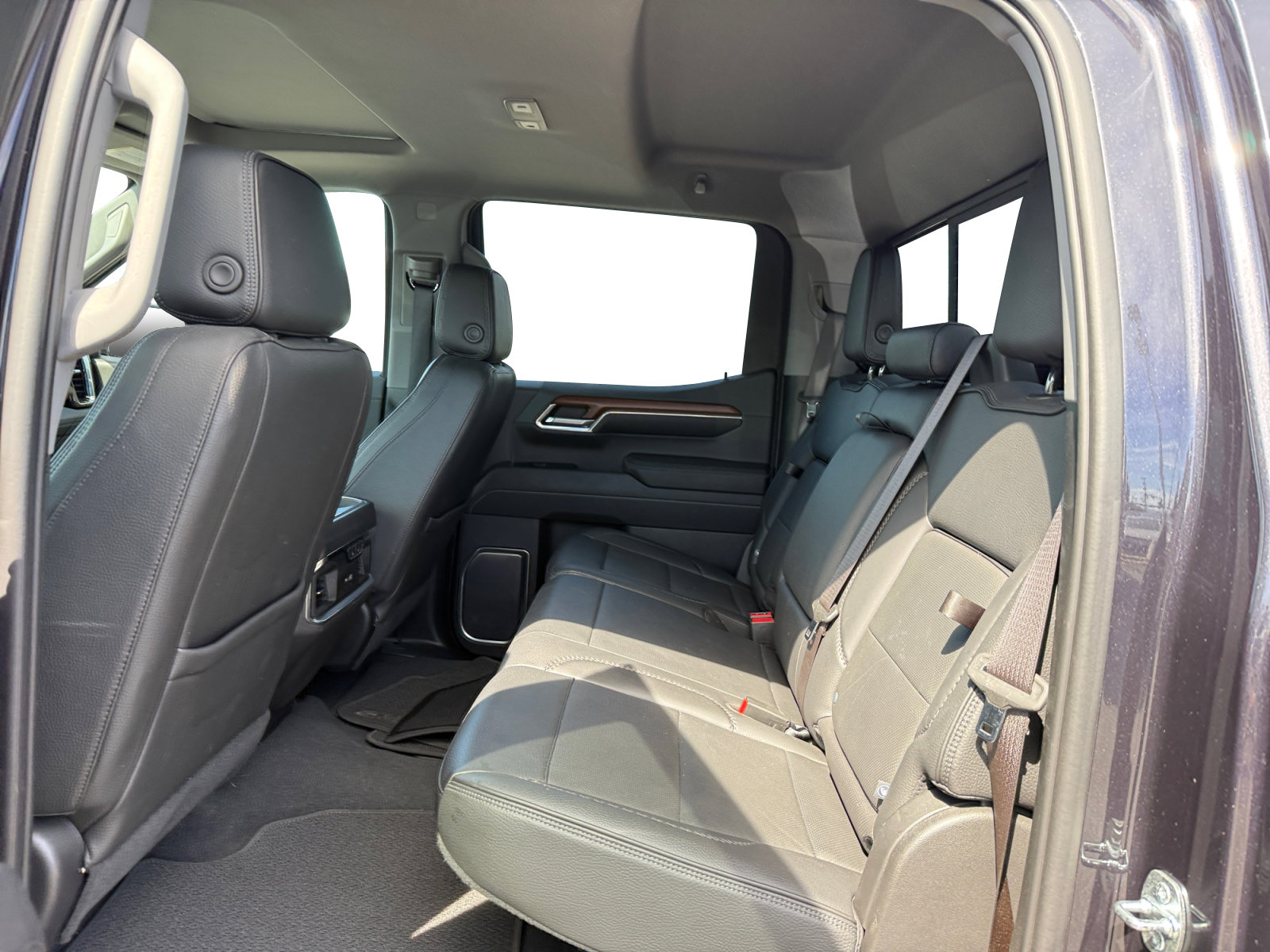 Used 2023 GMC Sierra 1500 Denali w/ Denali Reserve Package AWD/4WD image 16