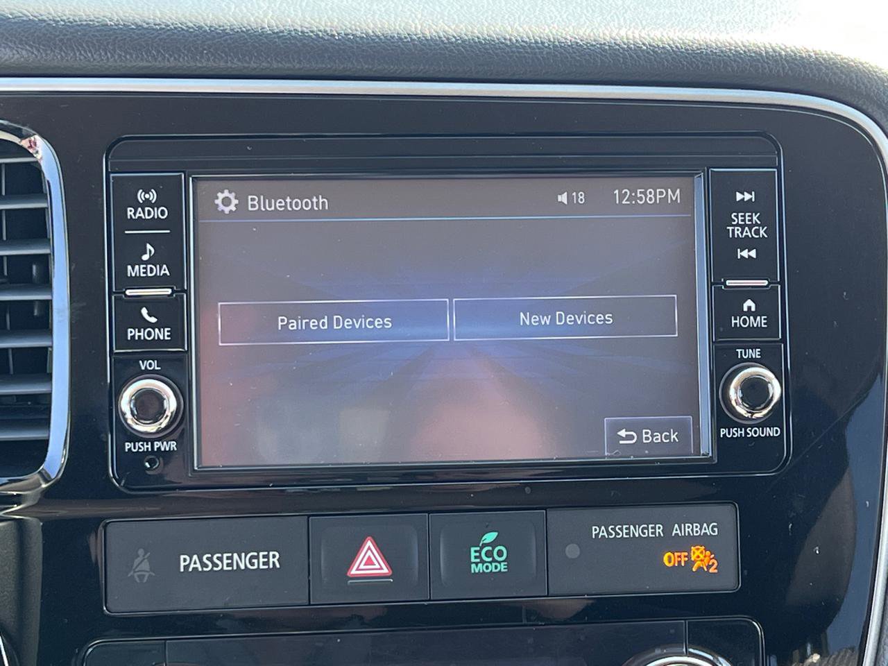 Used 2018 Mitsubishi Outlander ES image 24