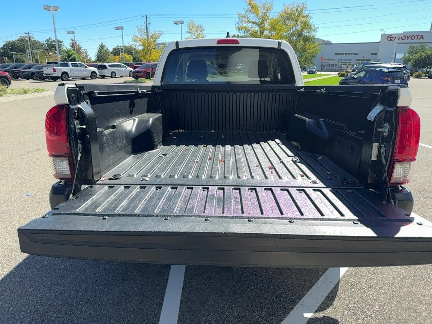 Used 2022 Toyota Tacoma 2WD Access Cab image 16