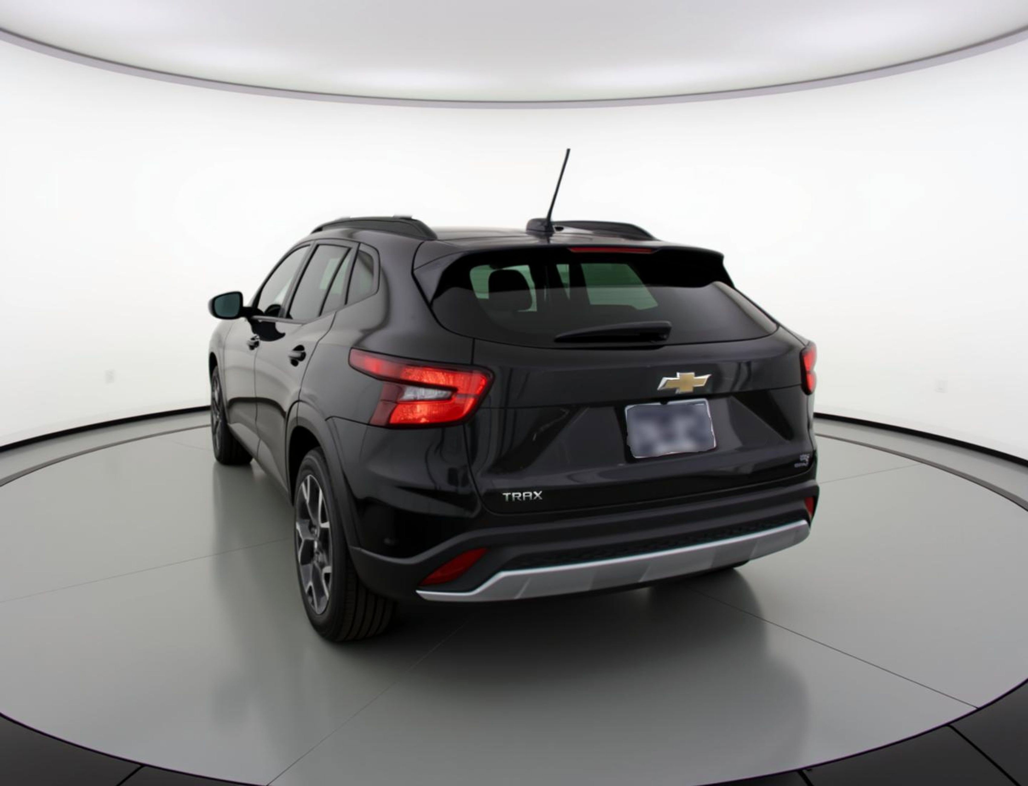 Used 2025 Chevrolet Trax LT image 6