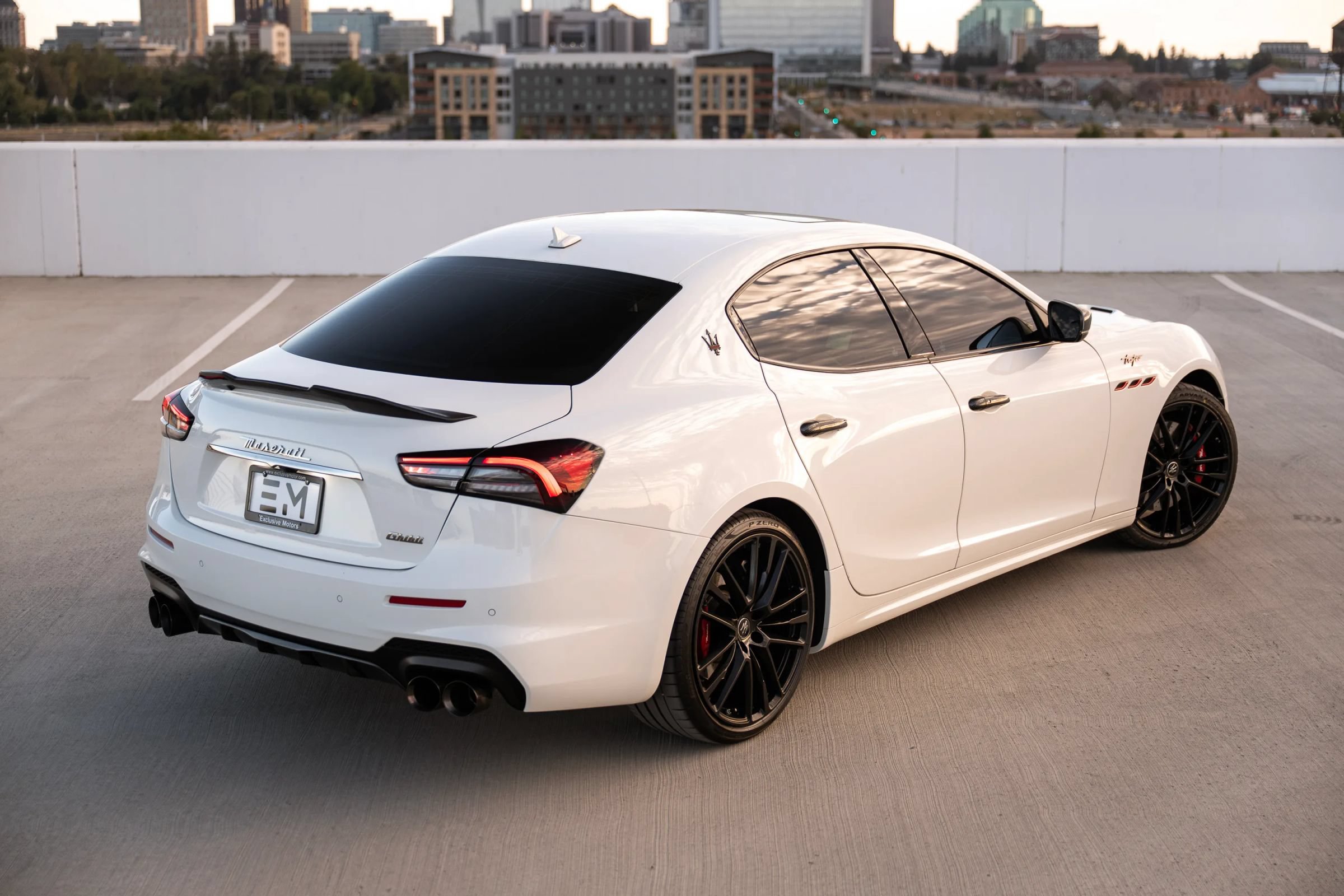 Used 2021 Maserati Ghibli Trofeo RWD image 81