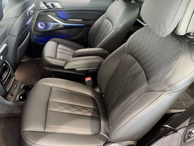 New 2026 BMW ALPINA XB7 AWD/4WD image 15