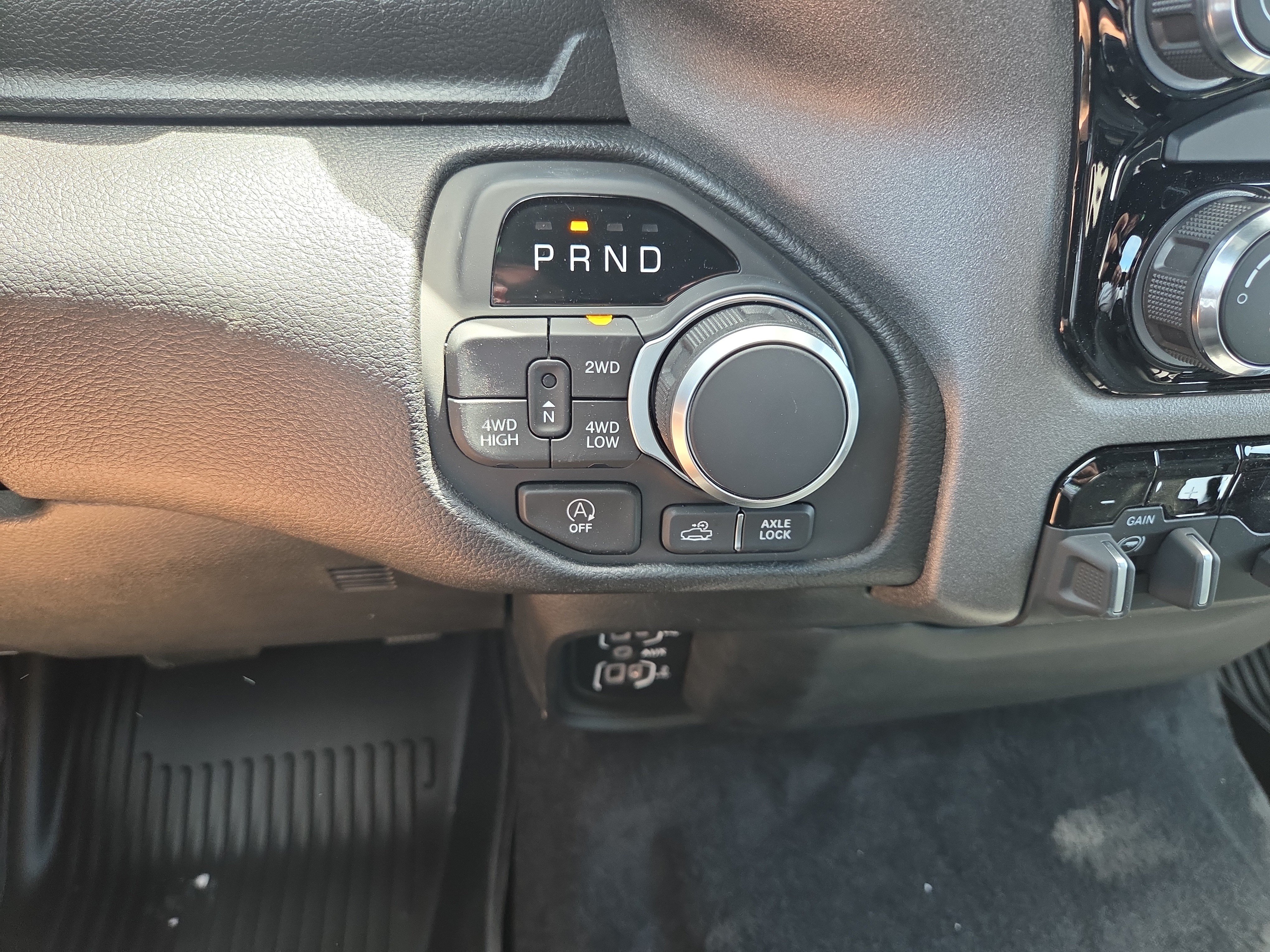 New 2026 RAM 1500 Warlock AWD/4WD image 12