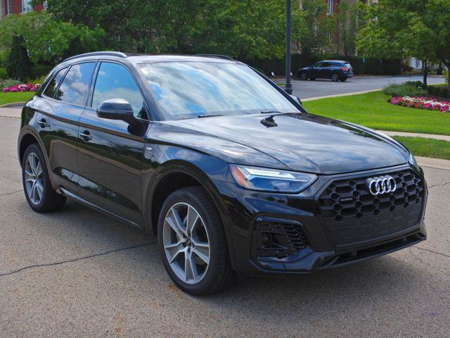 Used 2025 Audi Q5 2.0T Premium AWD/4WD image 3