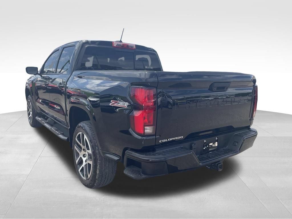 Used 2023 Chevrolet Colorado Z71 w/ Z71 Convenience Package 2 AWD/4WD image 13