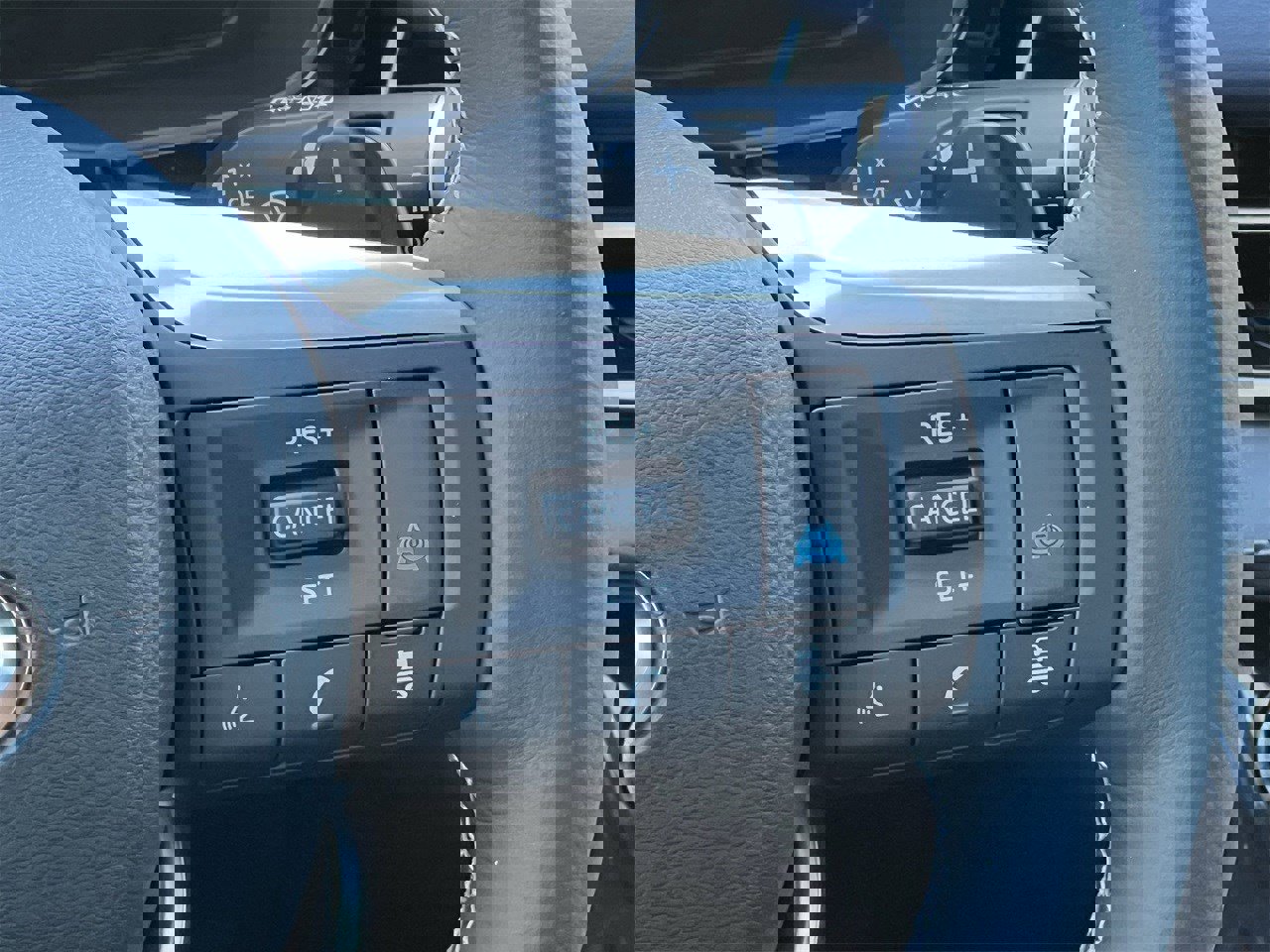 New 2026 INFINITI QX60 Sport image 13