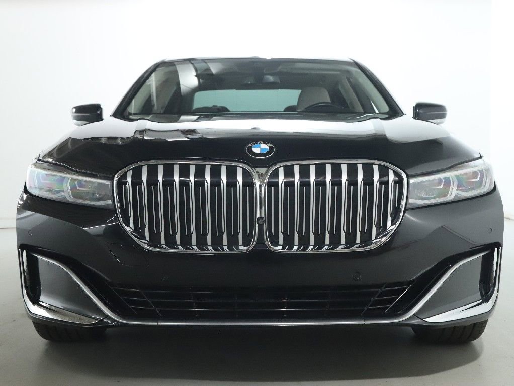 Used 2022 BMW 740i xDrive w/ Premium Package AWD/4WD image 6