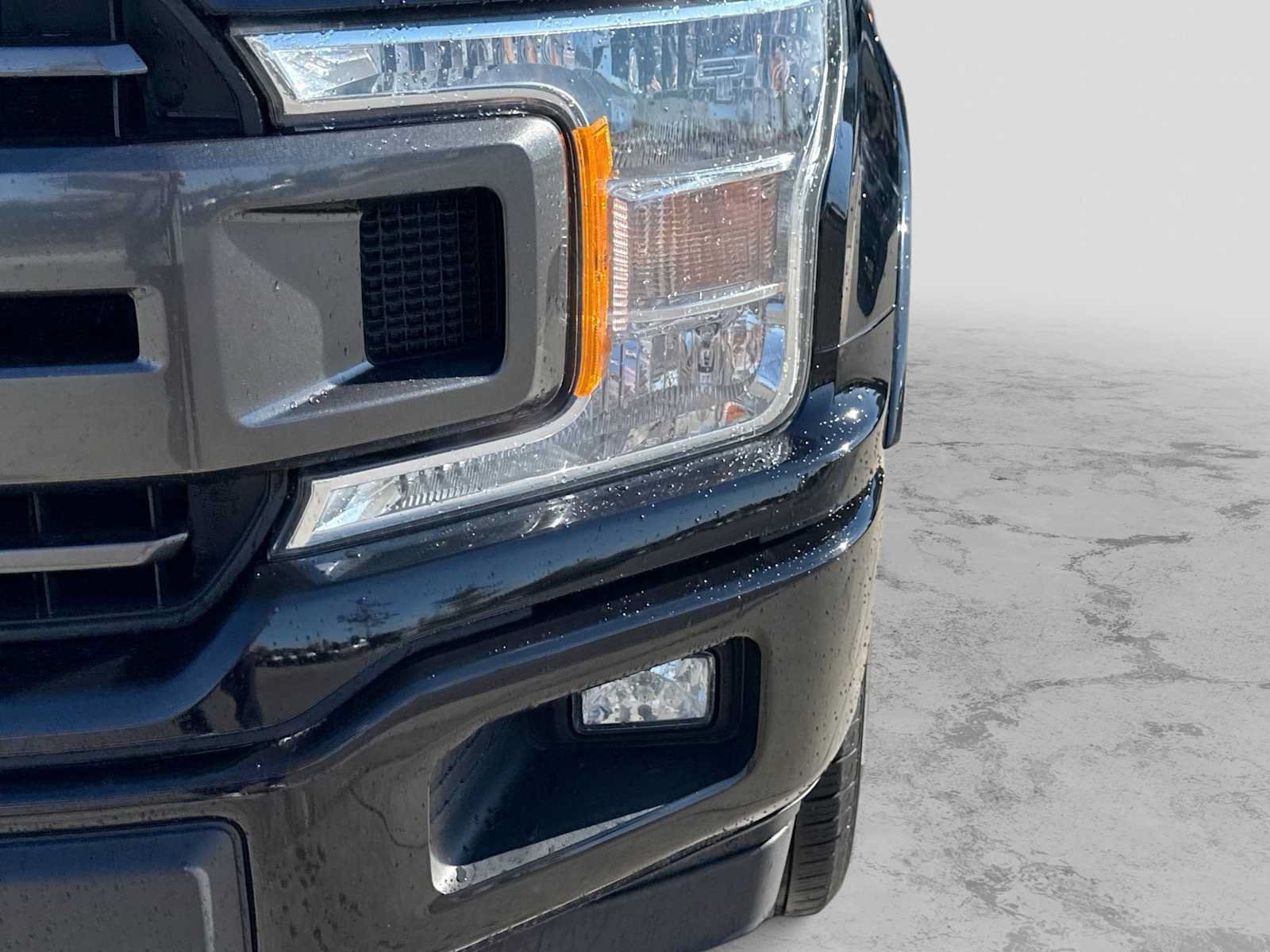 Used 2018 Ford F150 XLT w/ Equipment Group 302A Luxury AWD/4WD image 10