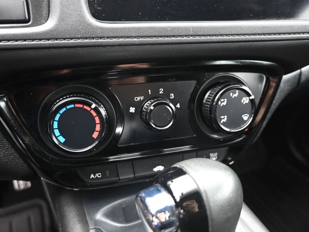 Used 2022 Honda HR-V Sport image 14