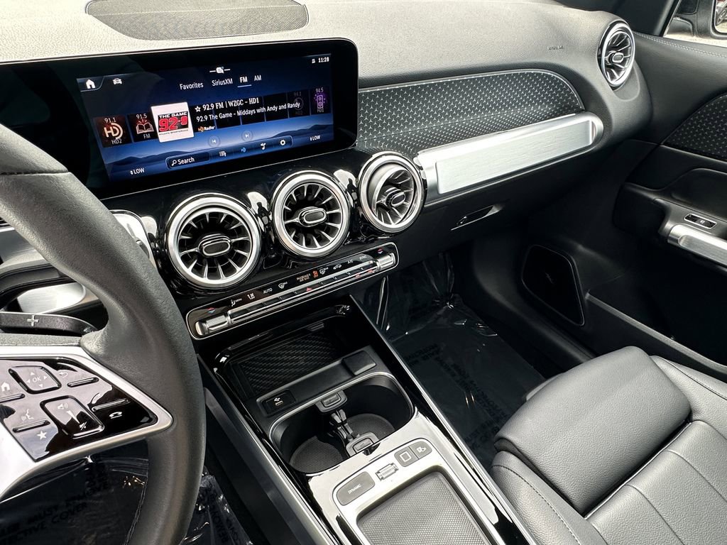 Certified 2025 Mercedes-Benz GLB 250 image 31