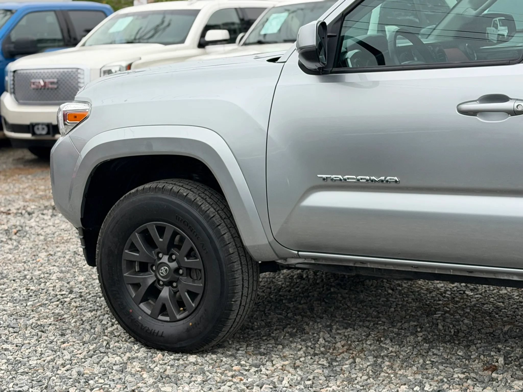 Used 2023 Toyota Tacoma SR5 RWD image 8