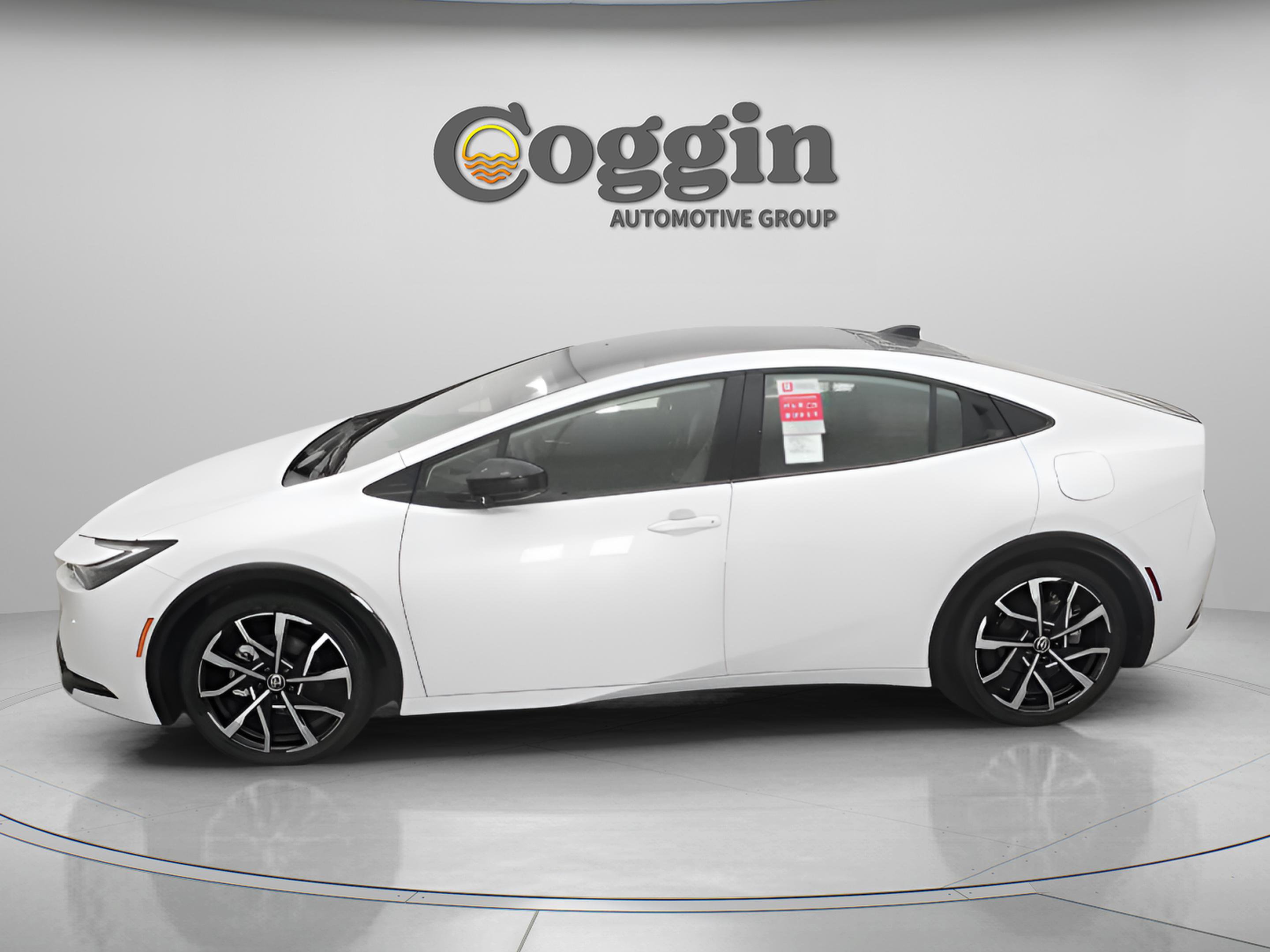 New 2026 Toyota Prius Plug-In Hybrid FWD image 7