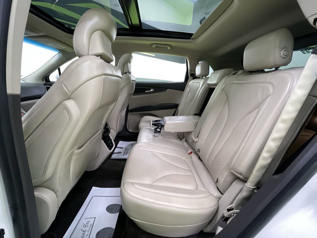 Used 2016 Lincoln MKX Reserve w/ Technology Package image 28