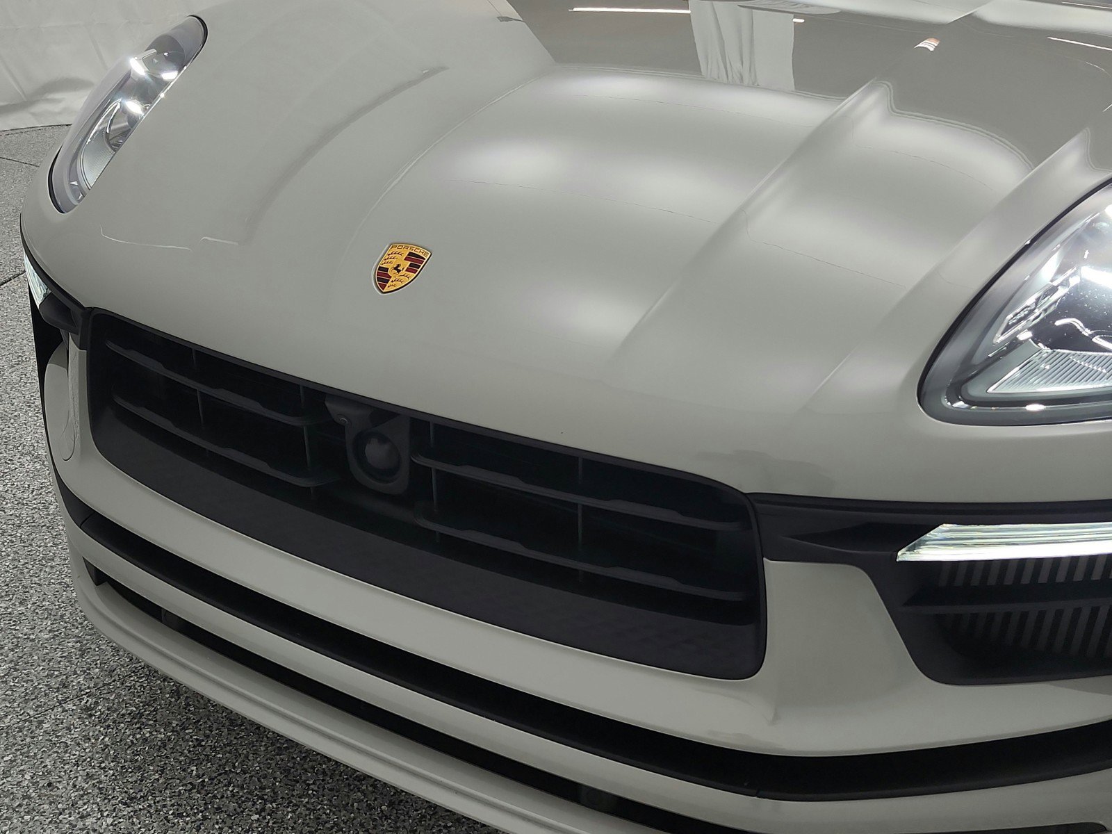 Used 2023 Porsche Macan S image 24