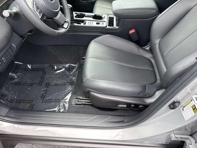 Used 2026 Subaru Outback Premium AWD/4WD image 19