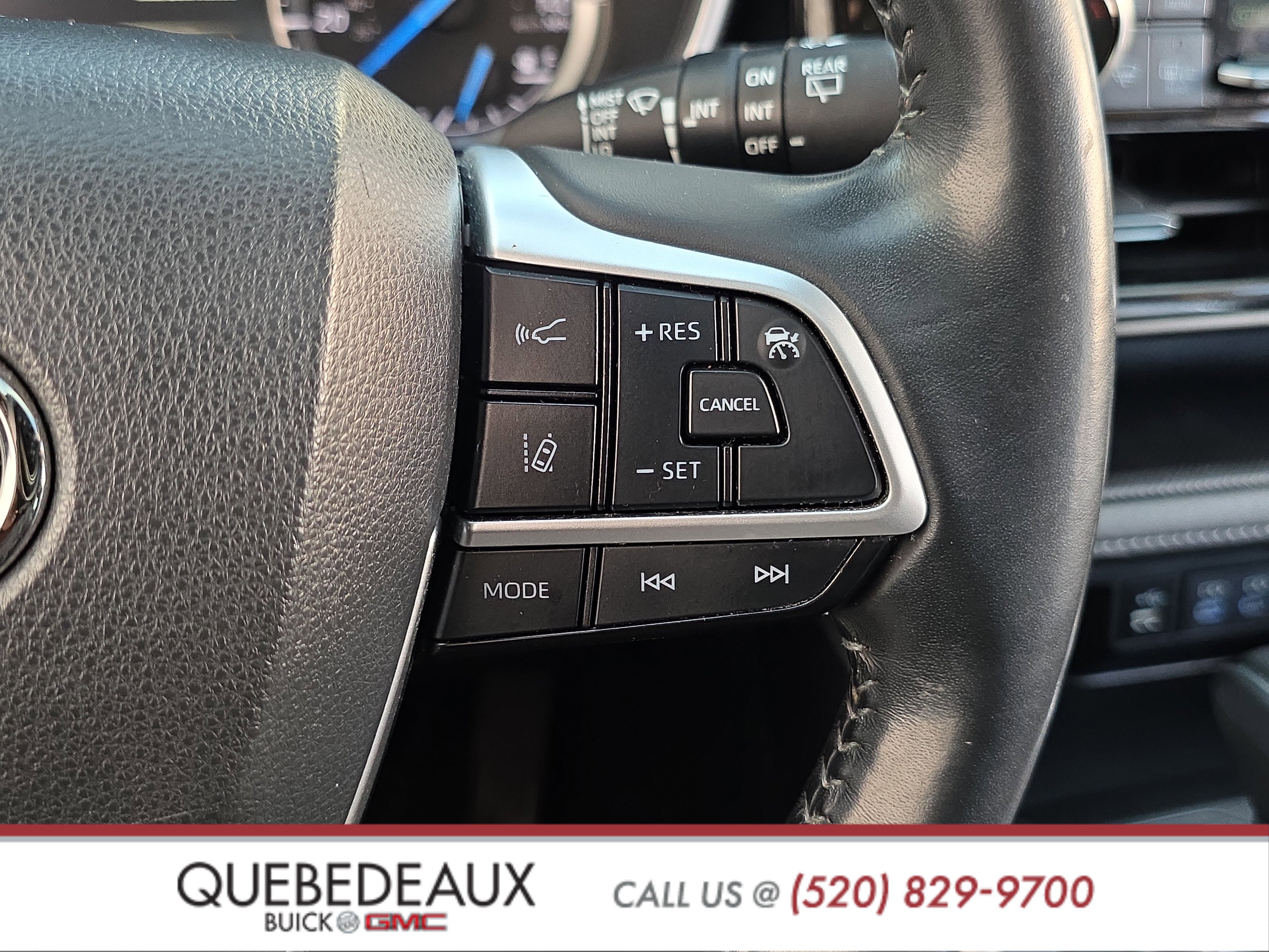 Used 2022 Toyota Highlander XLE image 17