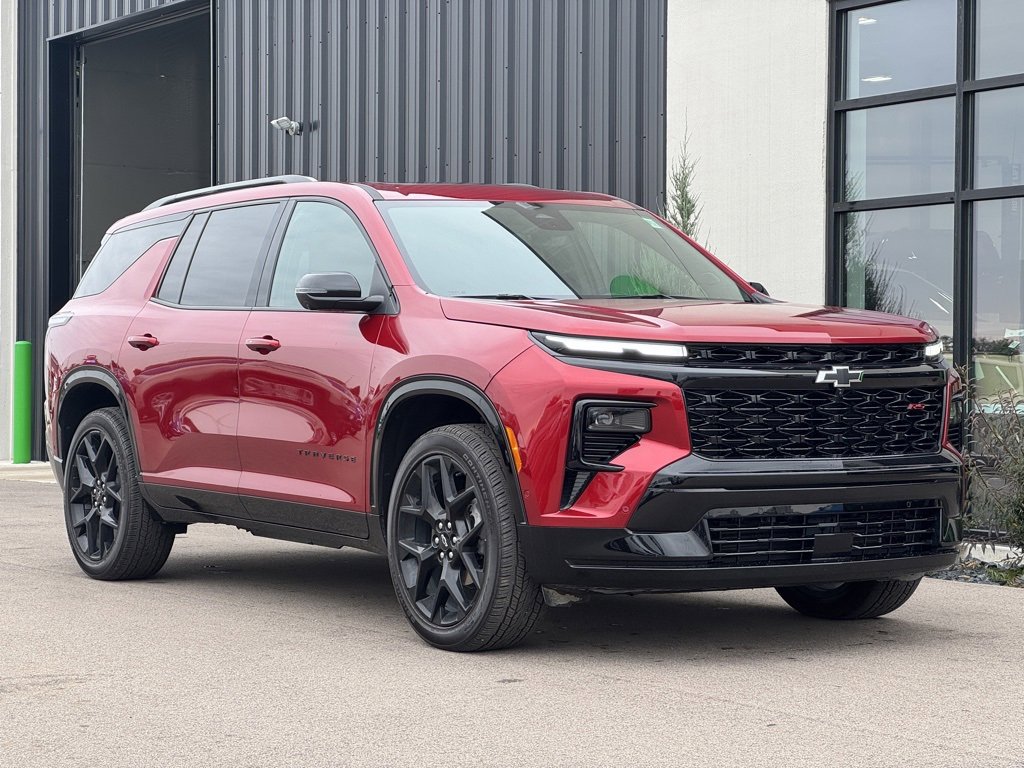 Used 2024 Chevrolet Traverse RS w/ LPO, Floor Liner Package image 4