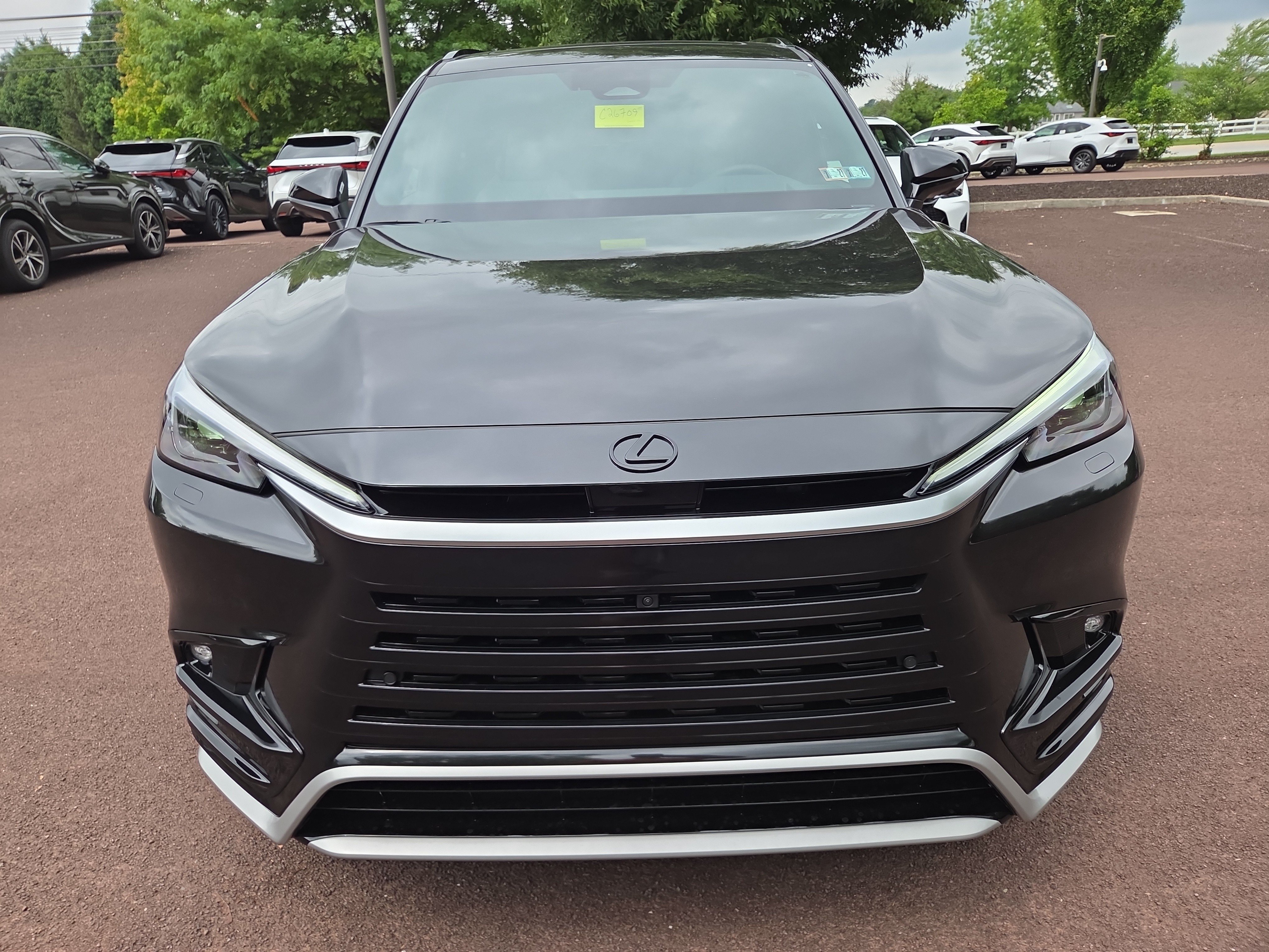 New 2026 Lexus TX 500h AWD image 5