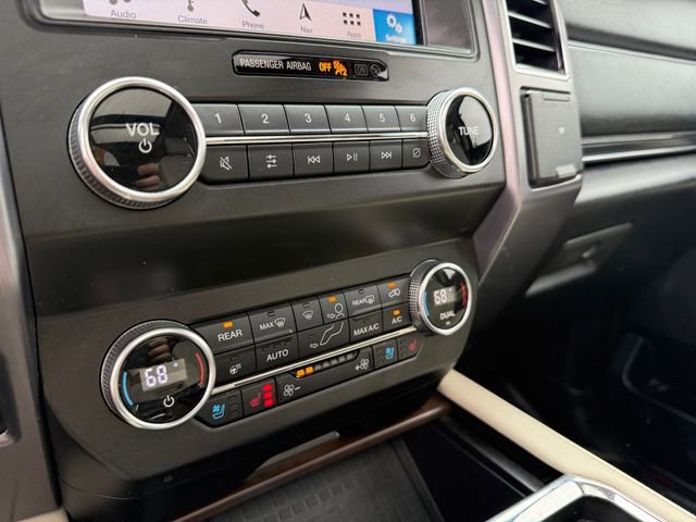 Used 2019 Ford Expedition Platinum image 14