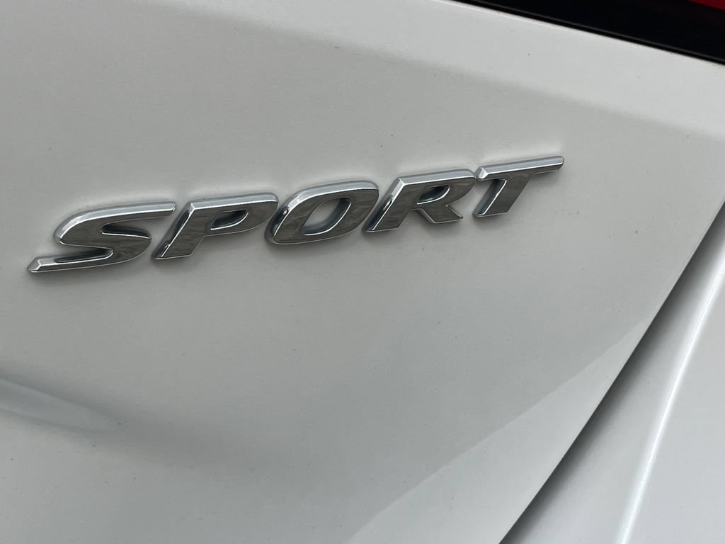 Used 2022 Honda Civic Sport image 17