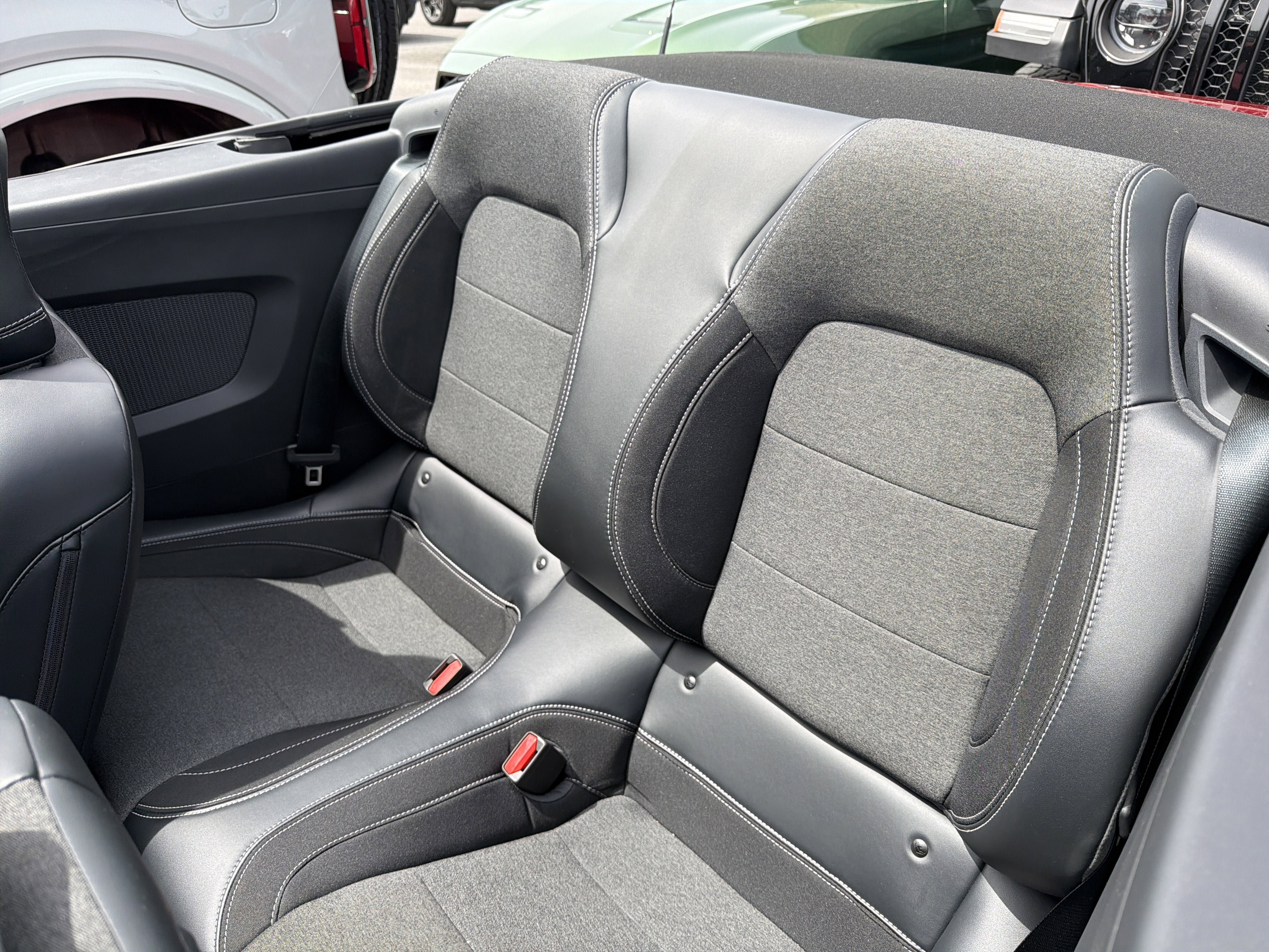 Used 2024 Ford Mustang Convertible RWD image 25