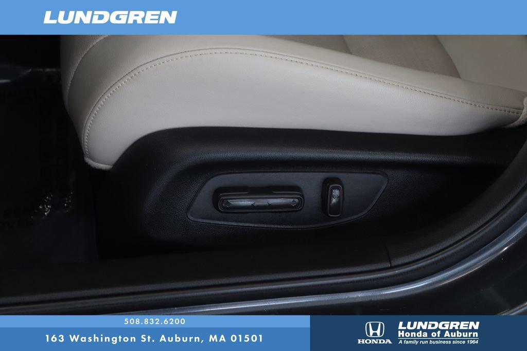 Used 2023 Honda Civic Touring image 13