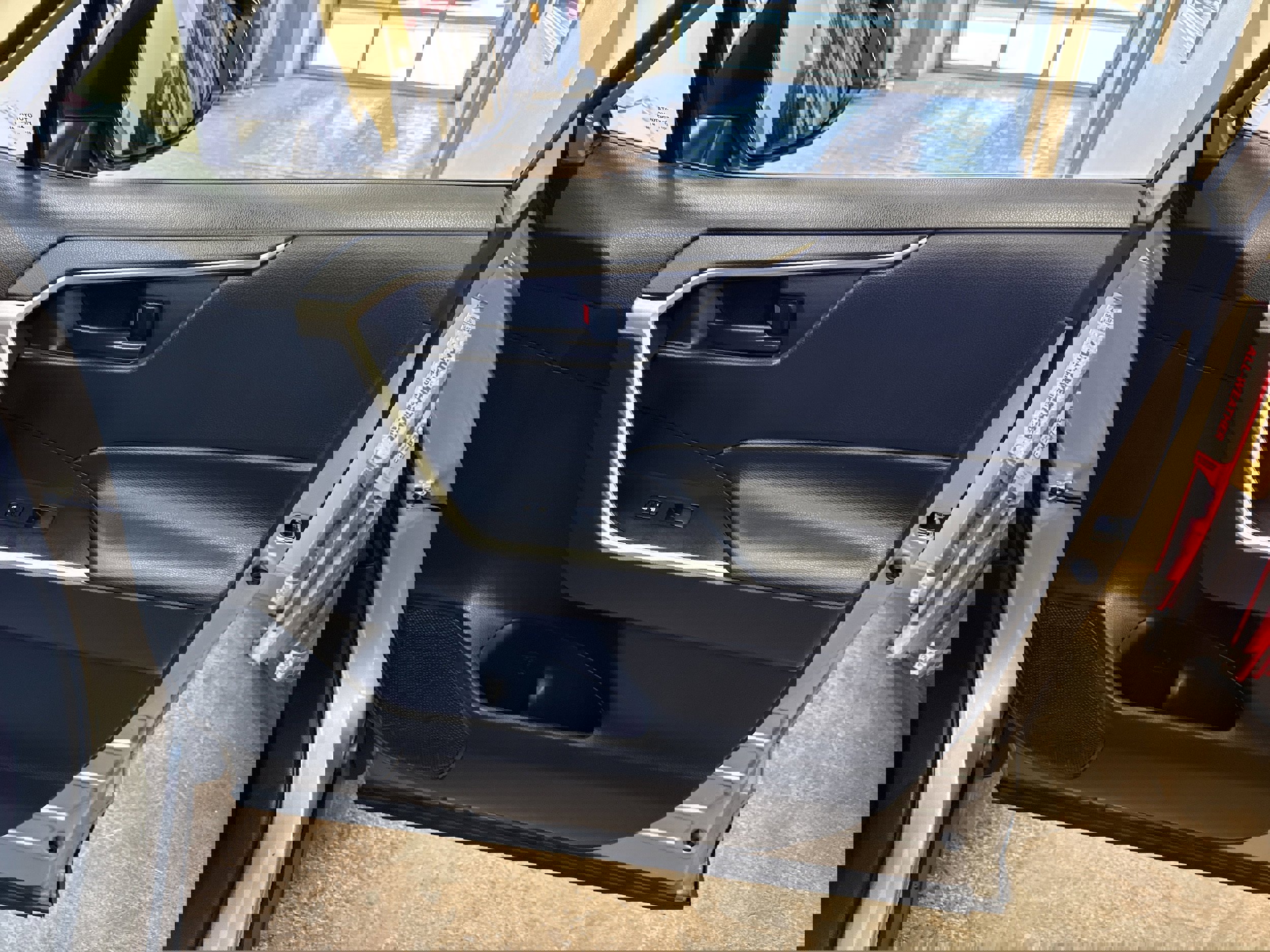 Used 2024 Toyota RAV4 LE image 13