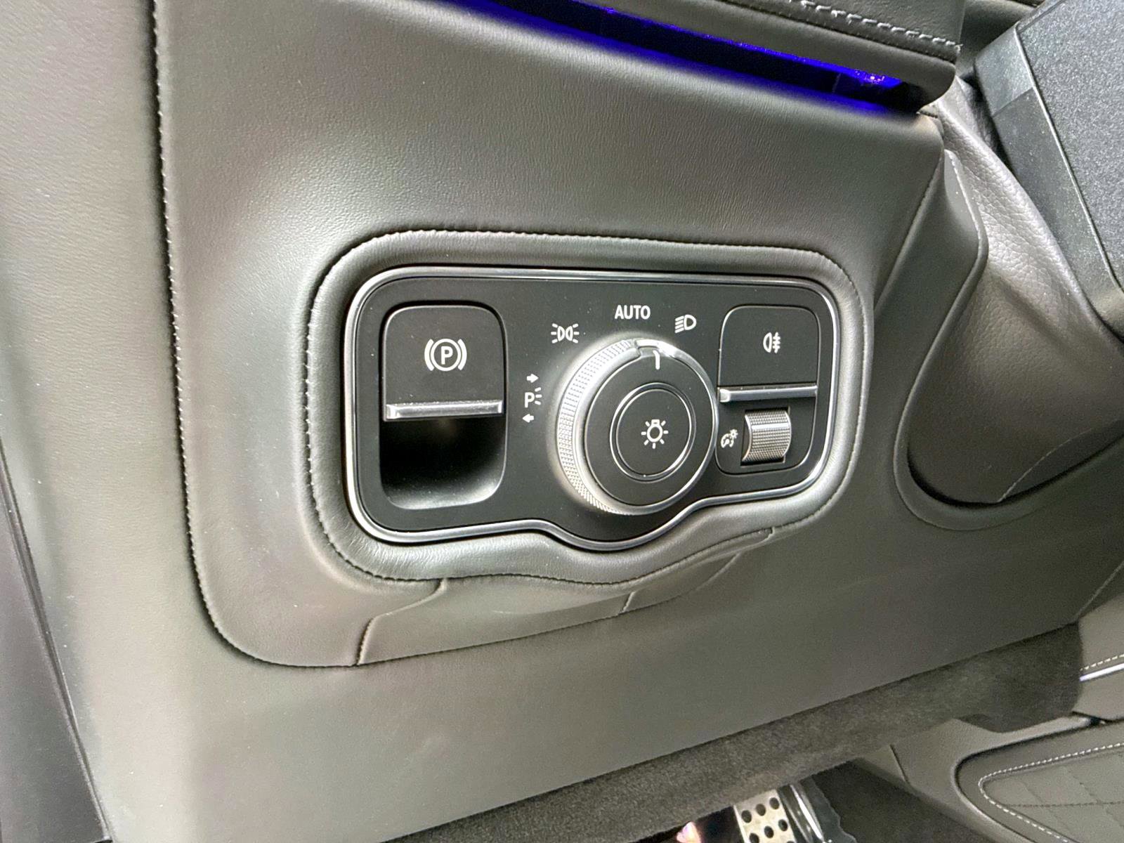 Certified 2025 Mercedes-Benz G 63 AMG 4MATIC image 23