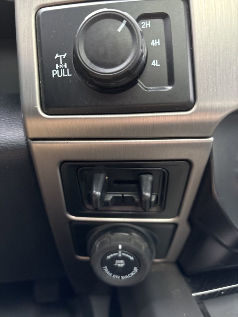 Used 2022 Ford F350 Platinum image 21