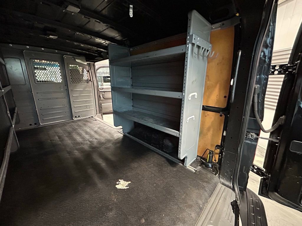 Used 2016 Nissan NV 2500 SL w/ Technology Package image 38